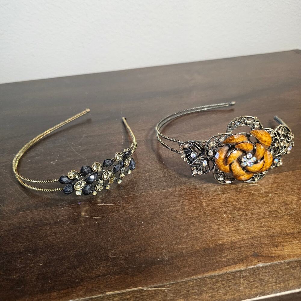 NWOT Vintage Flower Headband